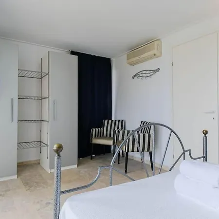 Soulmare Maisonette With Shared Pool, Apartman *